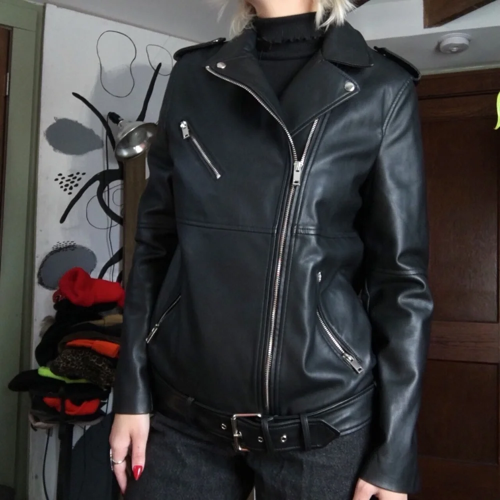 Zara Vegan Leather Edgy Moto Biker Jacket XS Girls Rule Slogan Bloggers Favorite - Picture 4 of 16